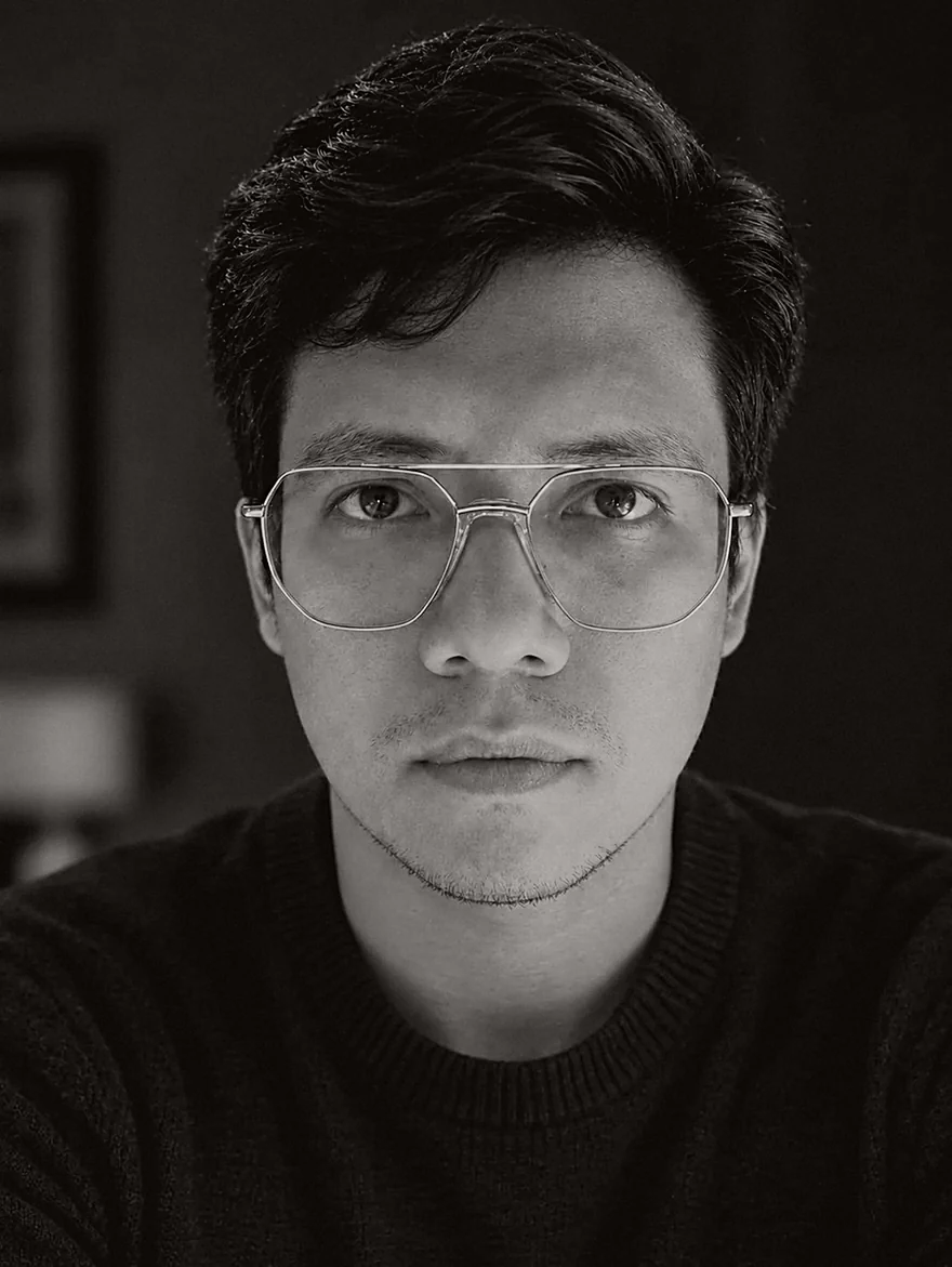 Black and white portrait of Fabián Pernía, Full Stack Engineer — Forklia